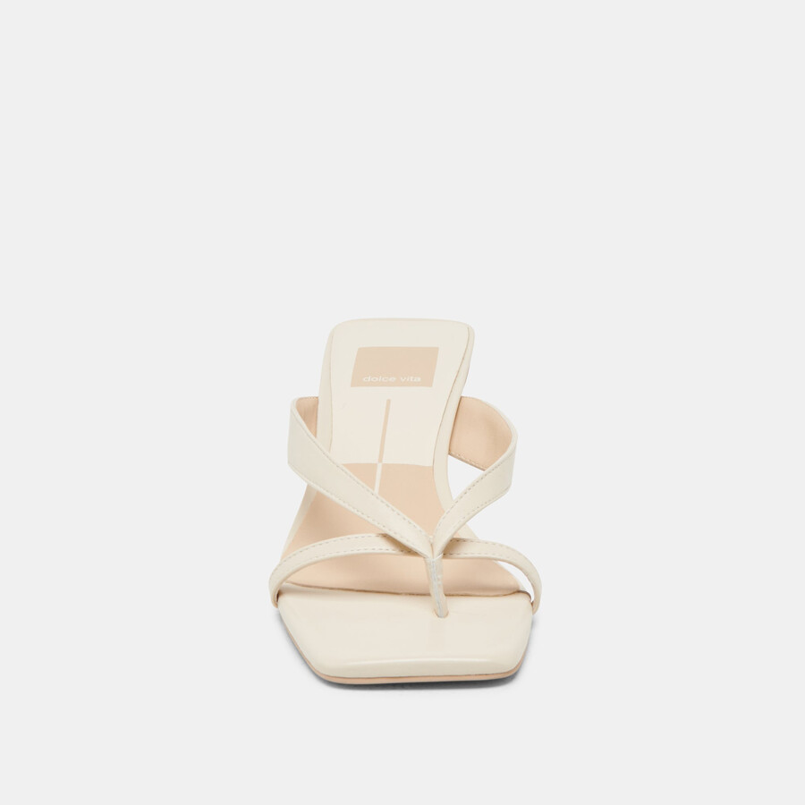 brevel heels aus cremefarbenem leder