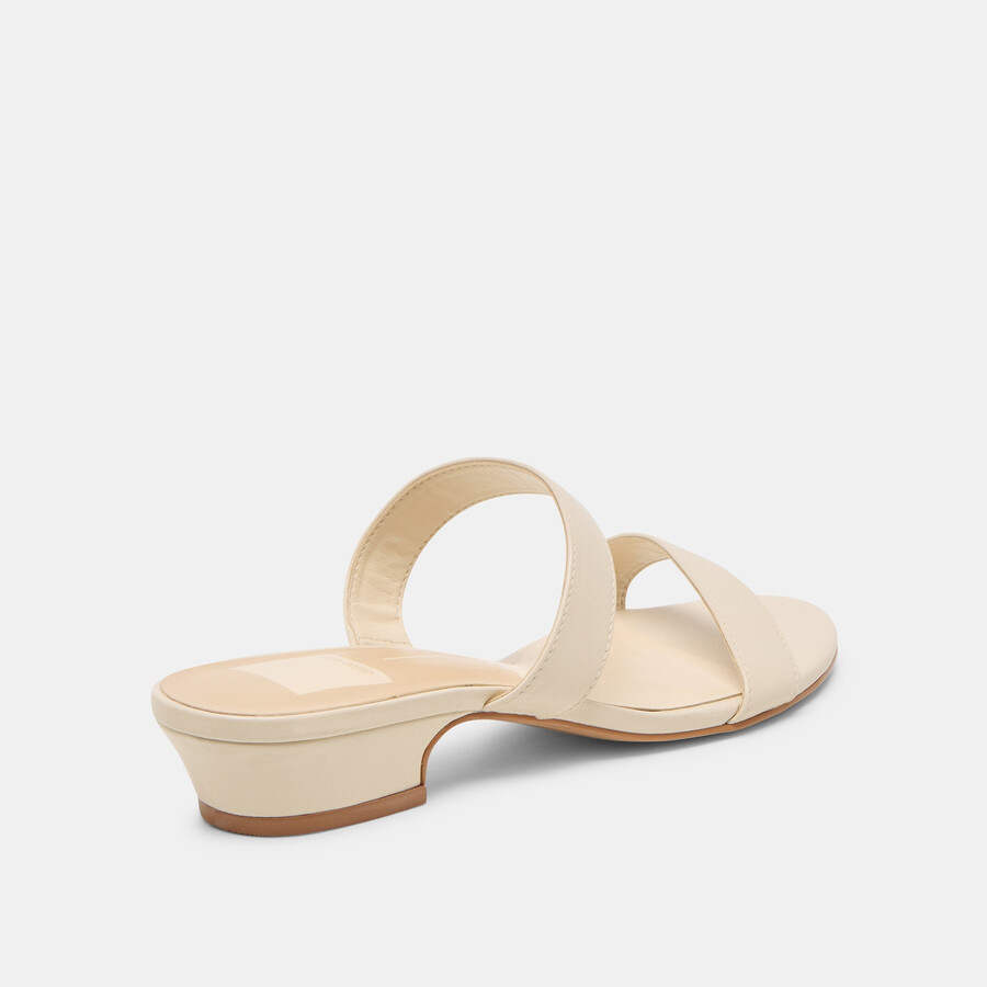 kamile sandalen aus knochenleder