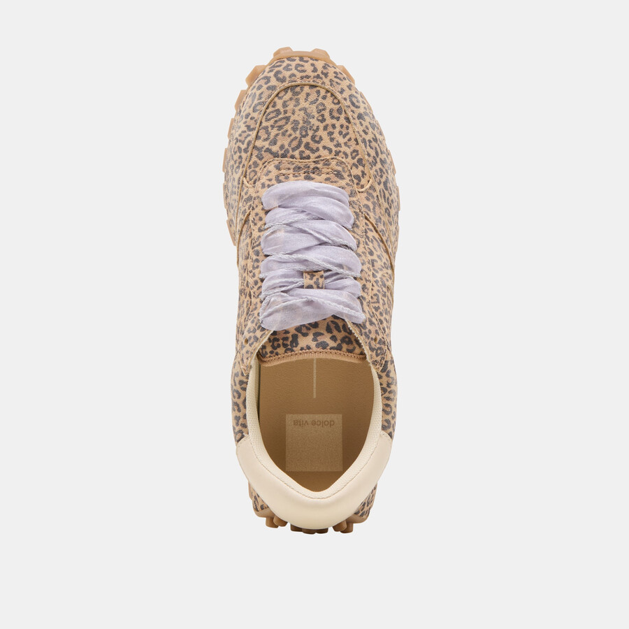 tricia sneakers aus hellbraunem wildleder mit leopardenmuster